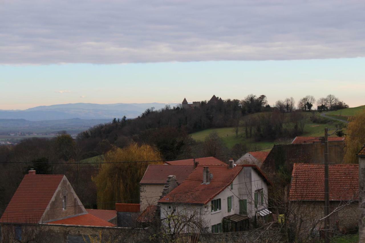 LES MONNATS GITE 8 personnes à la campagne Chaptuzat Exterior foto